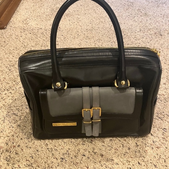 Sandra cadavid Handbags - Sandra Cadavid Handbag Excellent condition